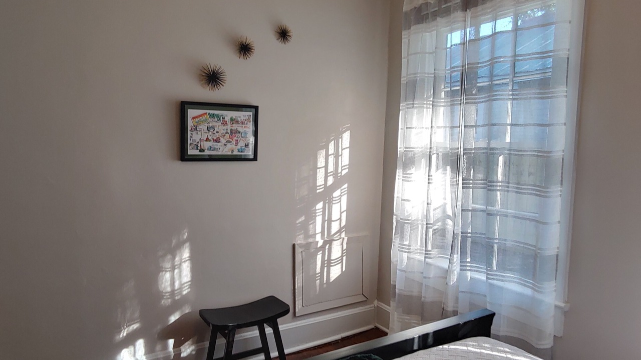 Photo of Bedroom in Laurel