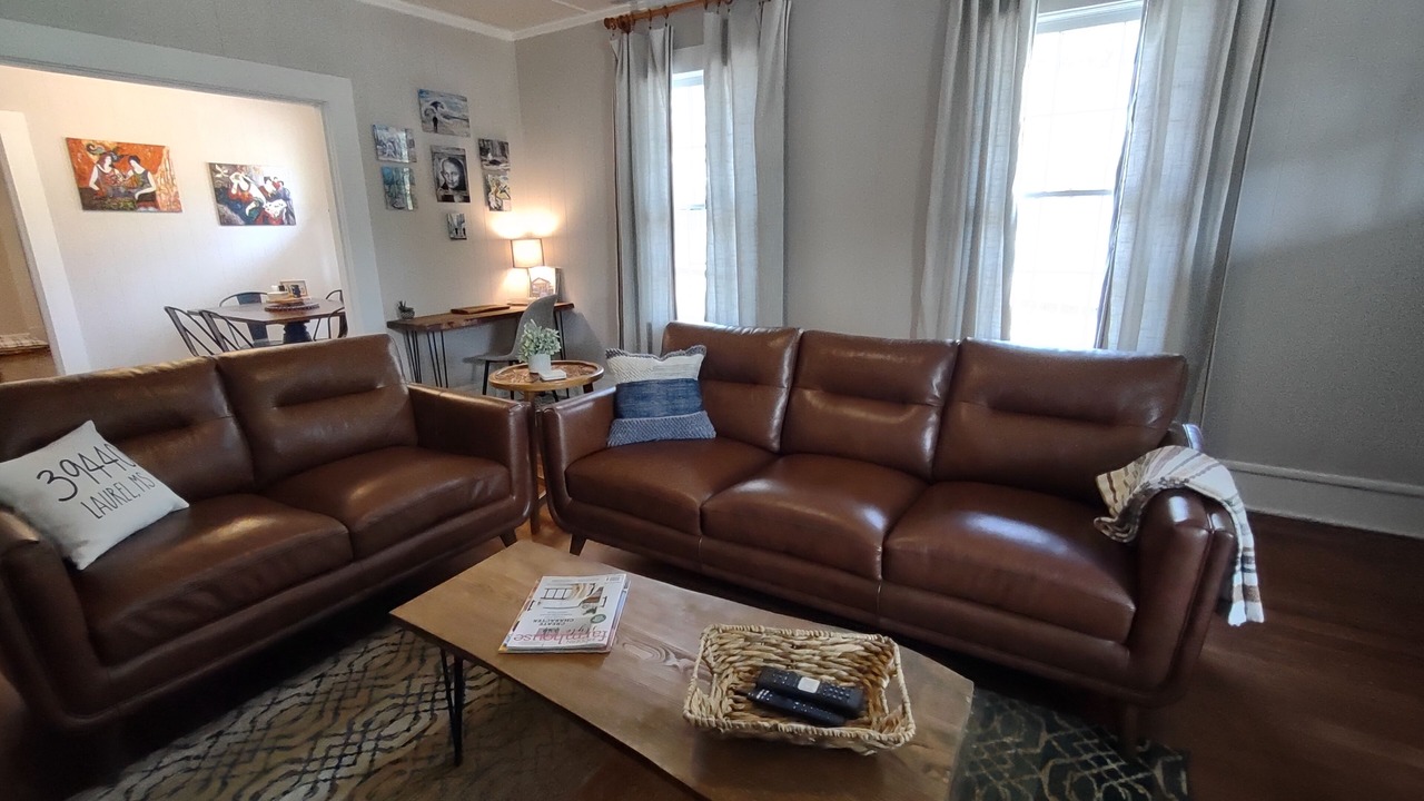 Photo of Livingroom in Laurel