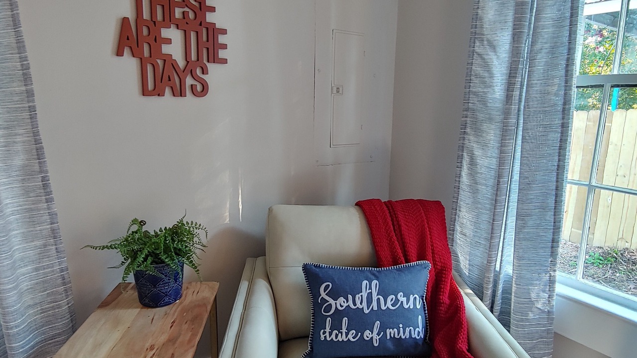 Photo of Livingroom in Laurel