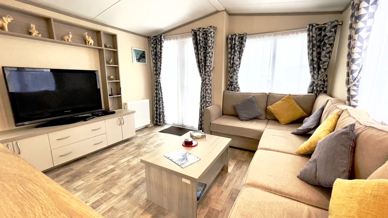 Photo of Livingroom in Truro