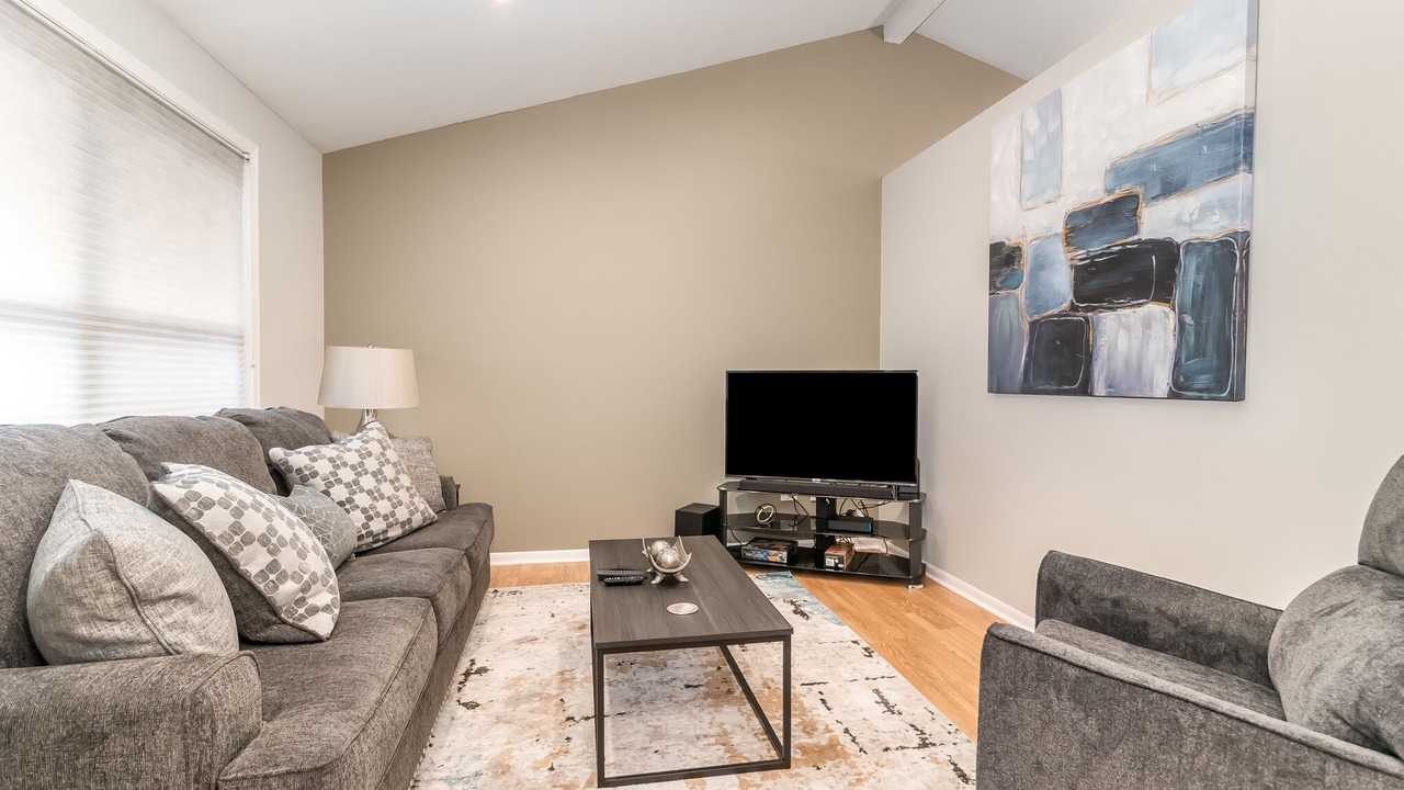 Photo of Livingroom in Fox Valley