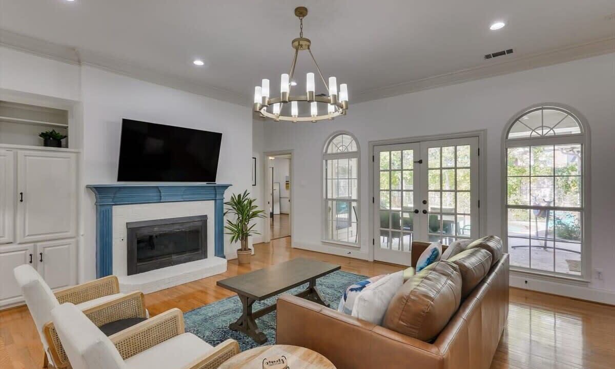 Photo of Livingroom in Richardson