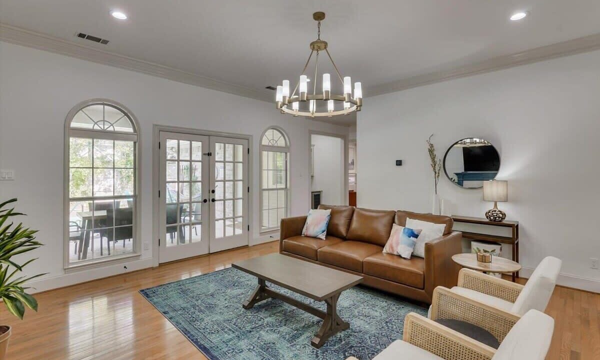 Photo of Livingroom in Richardson