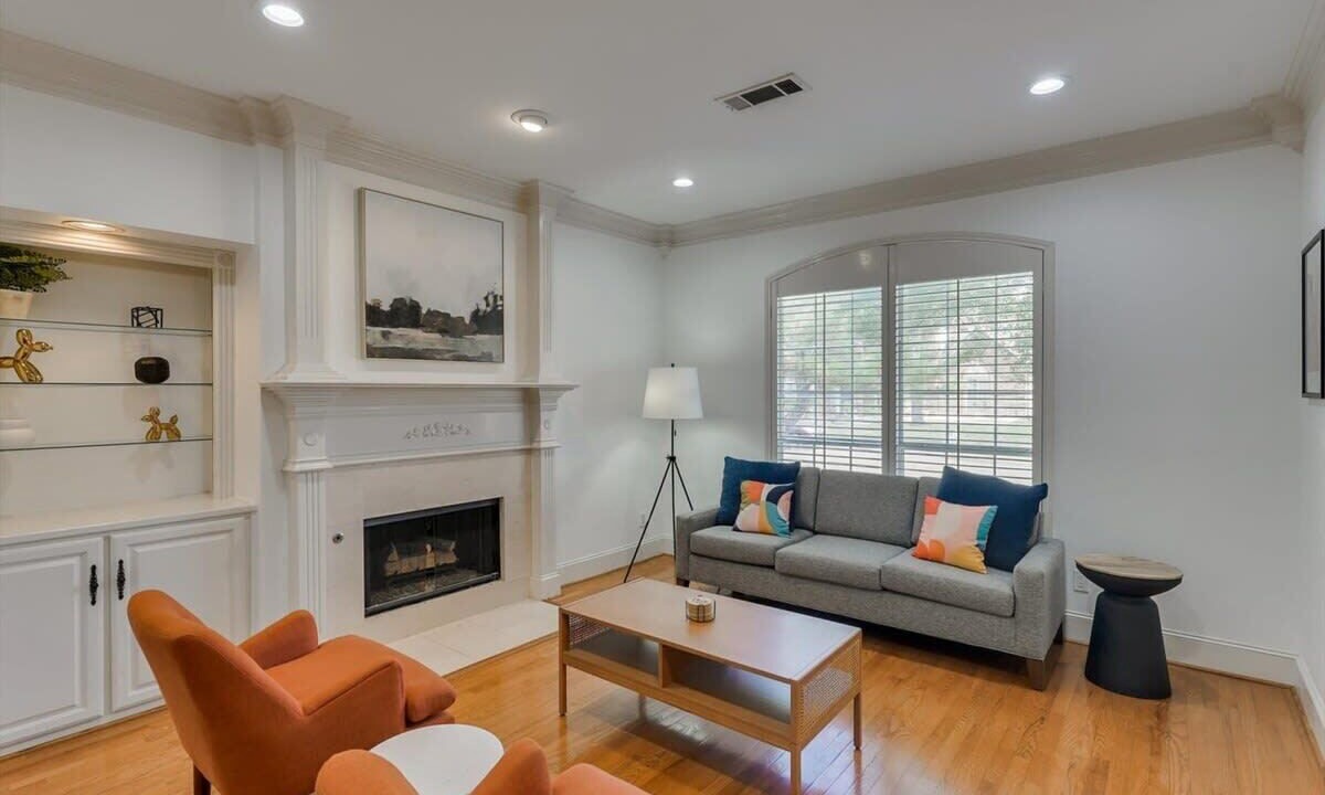 Photo of Livingroom in Richardson