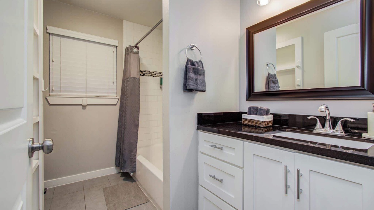Photo of Bathroom in Willow Meadows/Willowbend Area