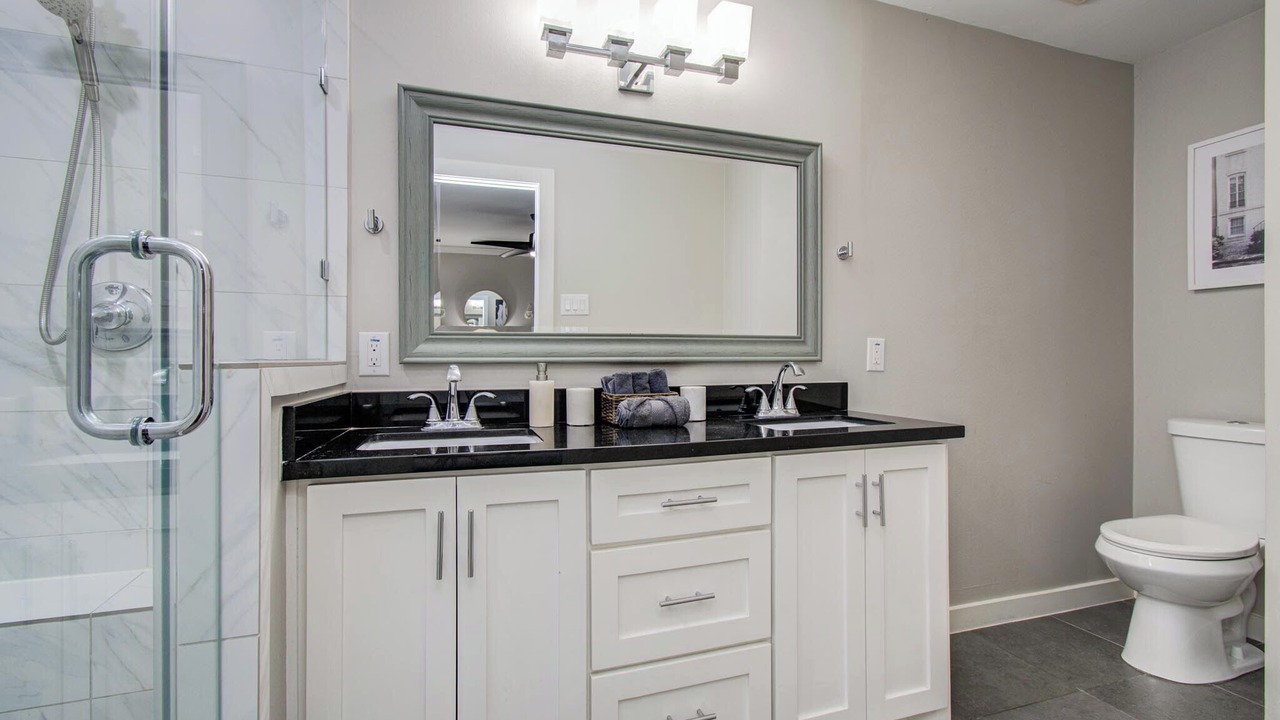 Photo of Bathroom in Willow Meadows/Willowbend Area