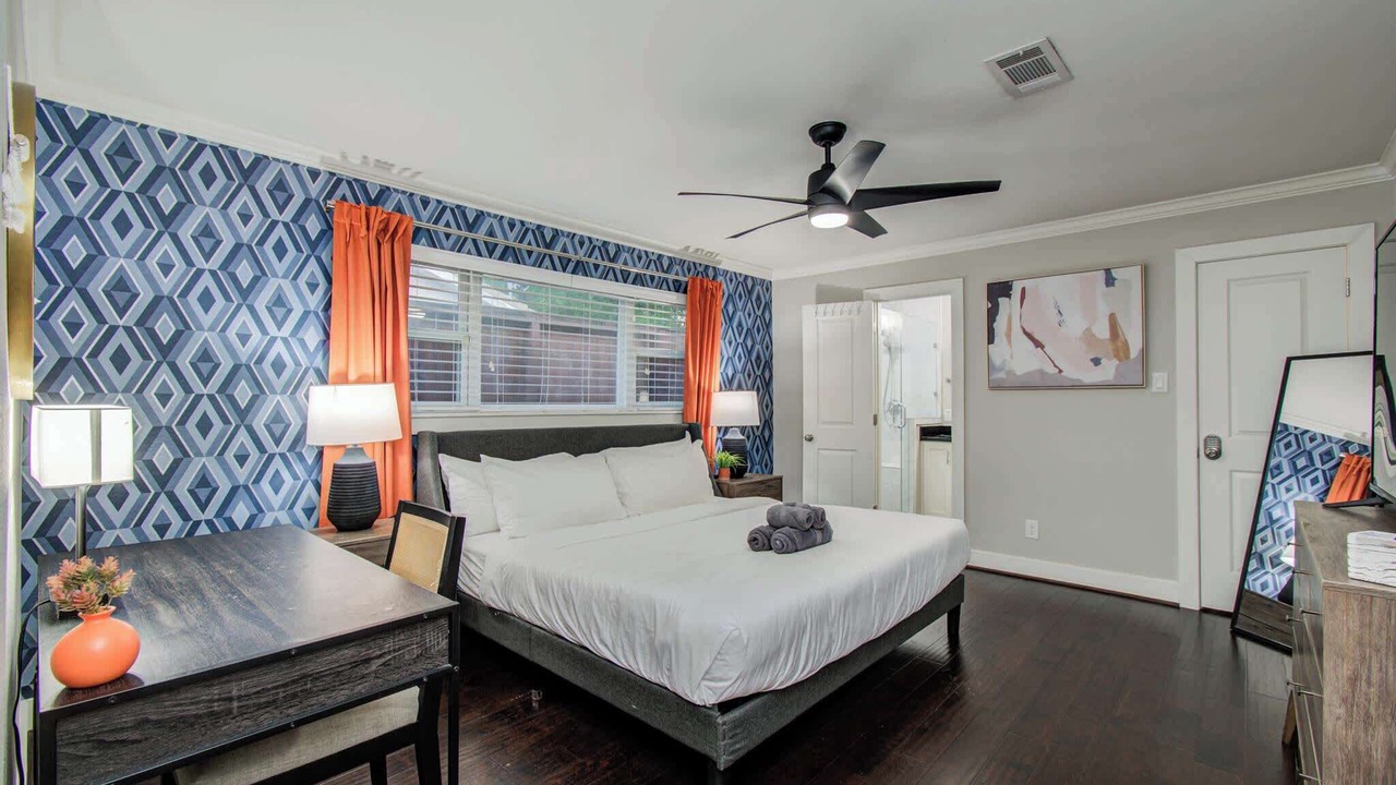Photo of Bedroom in Willow Meadows/Willowbend Area