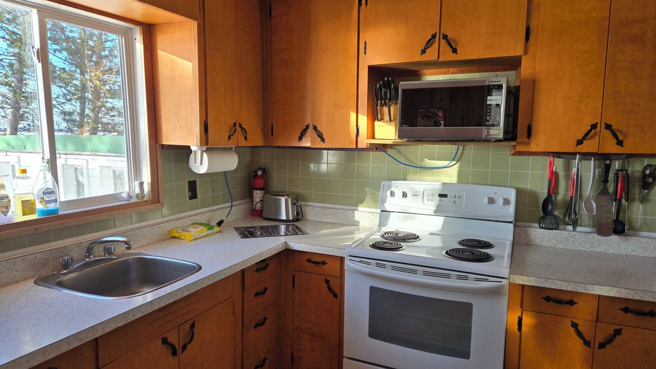 Photo of Kitchen in Scugog