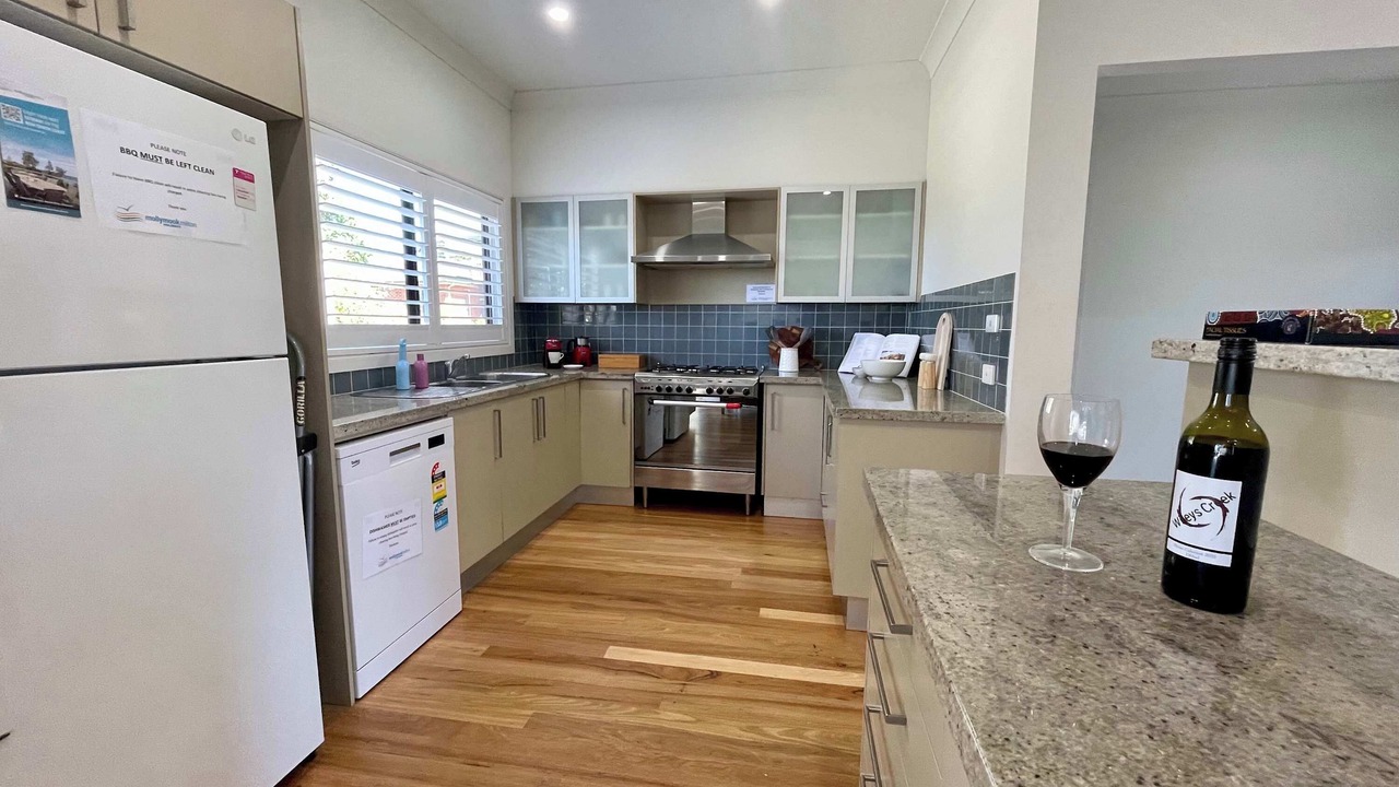 Photo of Kitchen in Mollymook Beach