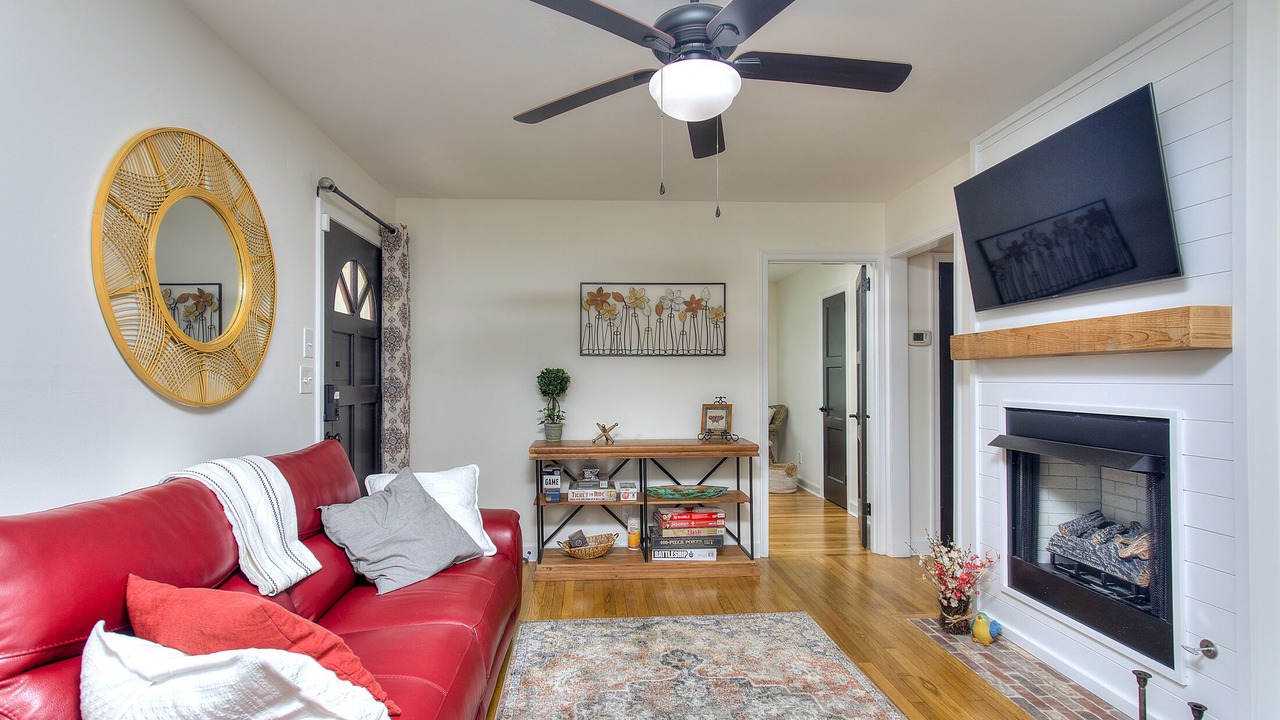 Photo of Livingroom in Hapeville