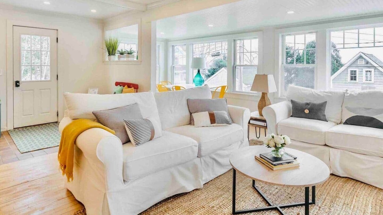Photo of Livingroom in Town Landing