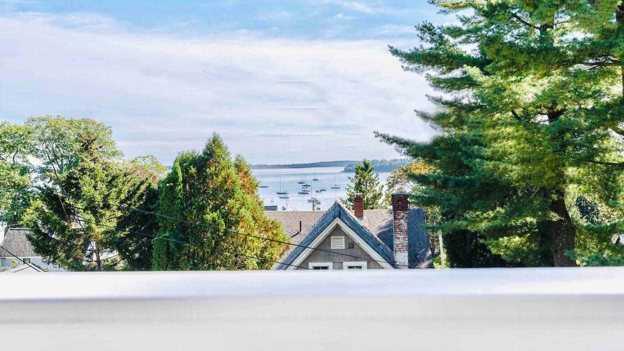 Photo of Outdoor in Town Landing