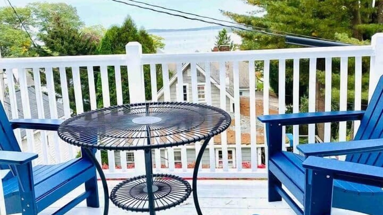 Photo of Outdoor in Town Landing