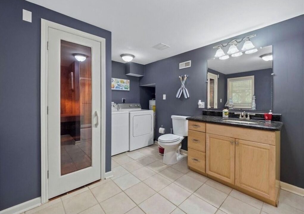 Photo of Bathroom in Flowery Branch
