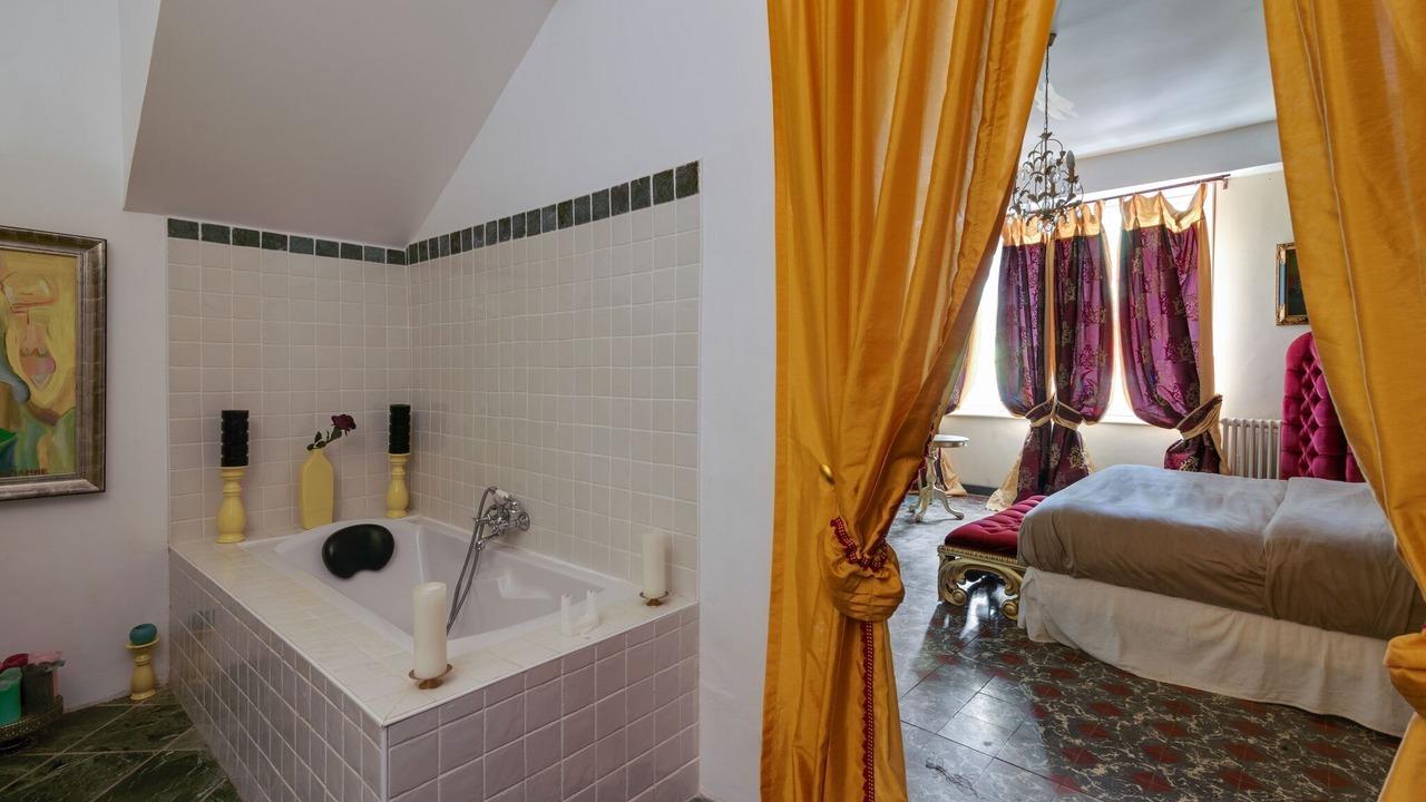 Photo of Bathroom in Labastide-d'Anjou