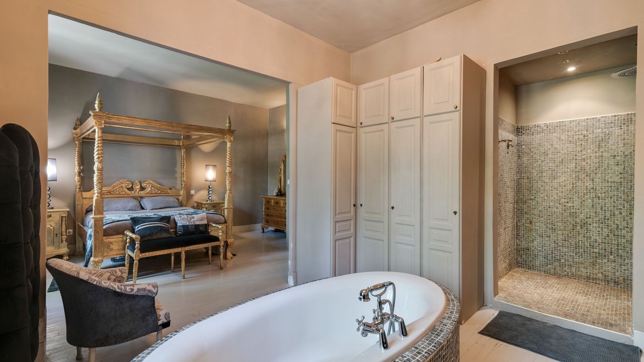 Photo of Bathroom in Labastide-d'Anjou