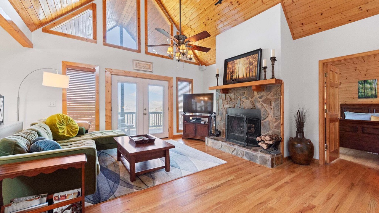 Photo of Livingroom in Piney Creek