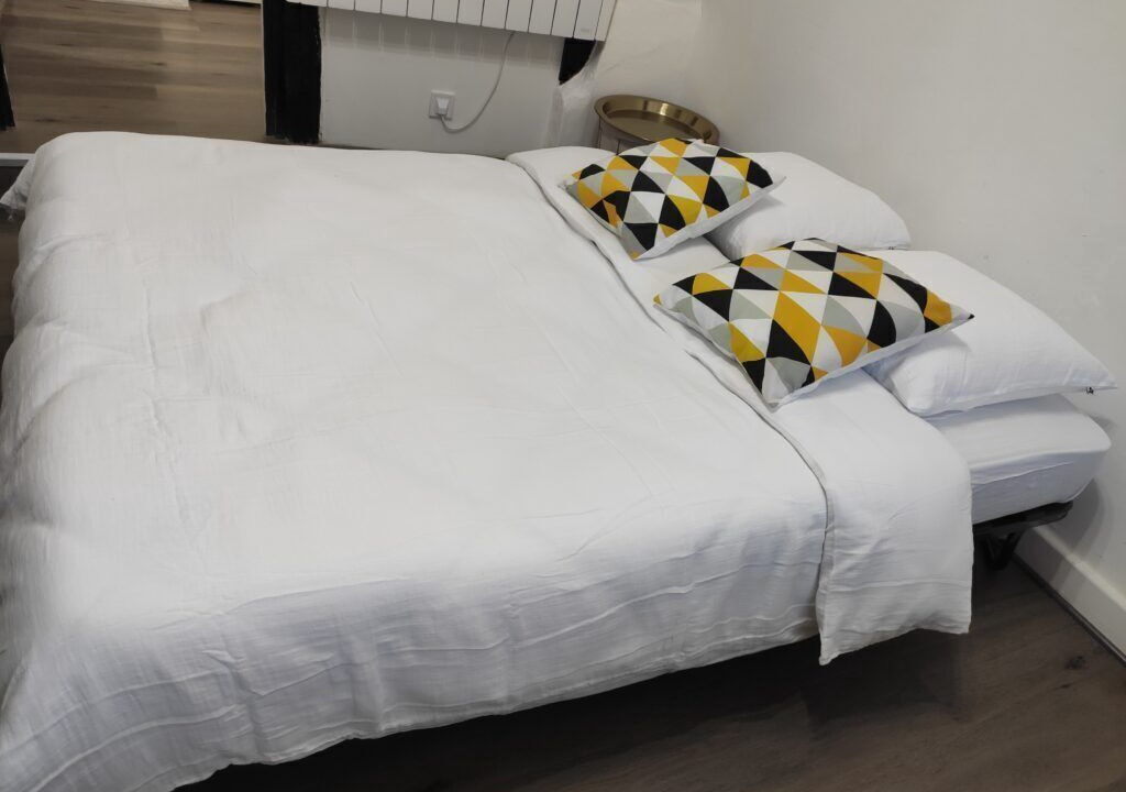 Photo of Bedroom in Pont-Audemer