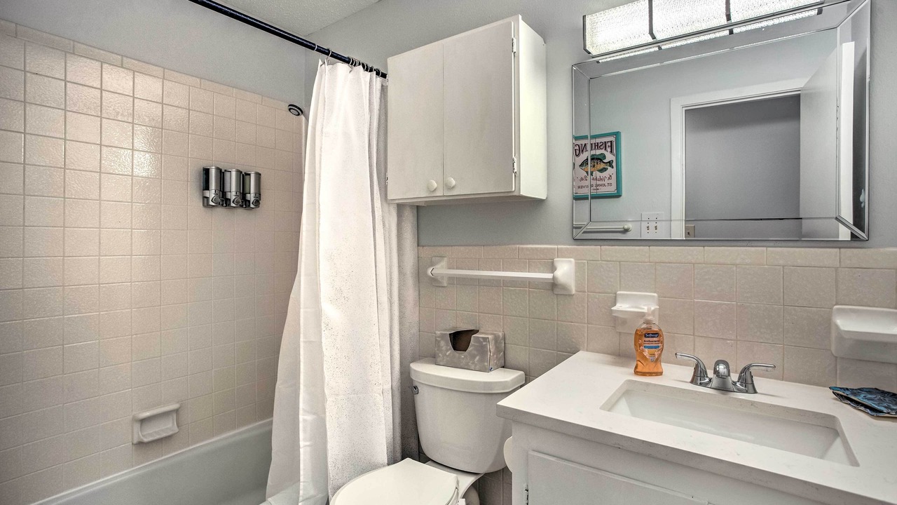 Photo of Bathroom in Gun Barrel City
