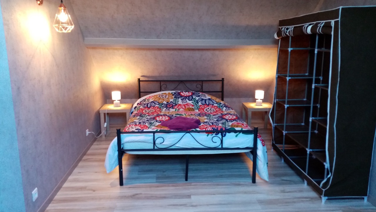 Photo of Bedroom in Ecrosnes