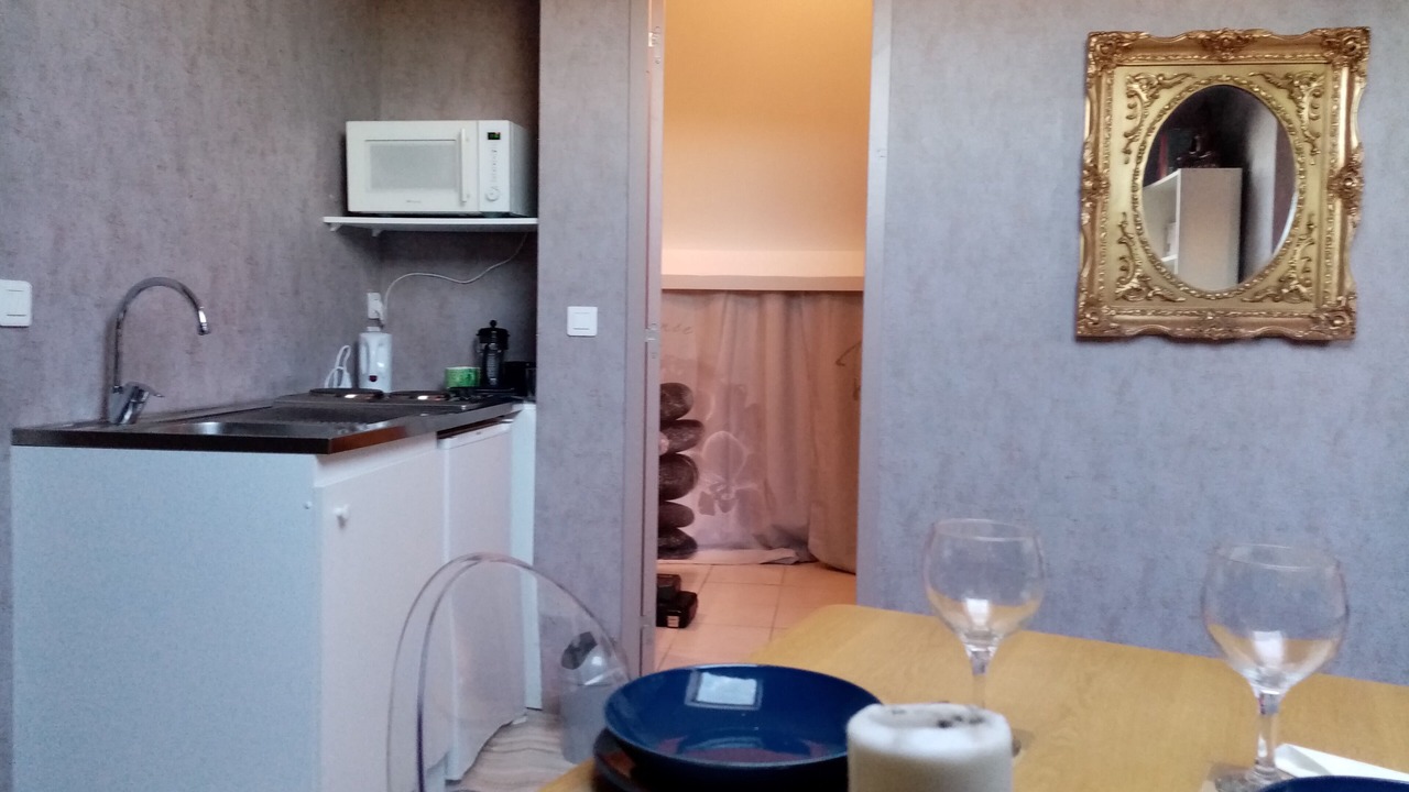 Photo of Kitchen in Ecrosnes