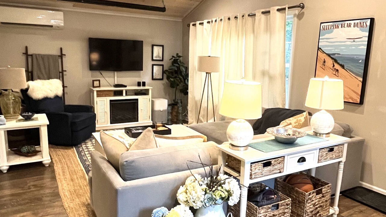 Photo of Livingroom in South Haven
