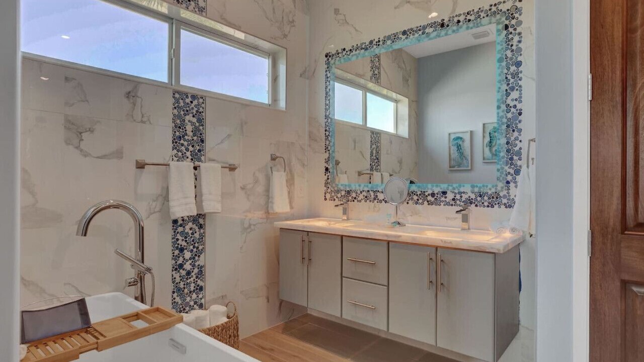 Photo of Bathroom in Key Colony Beach