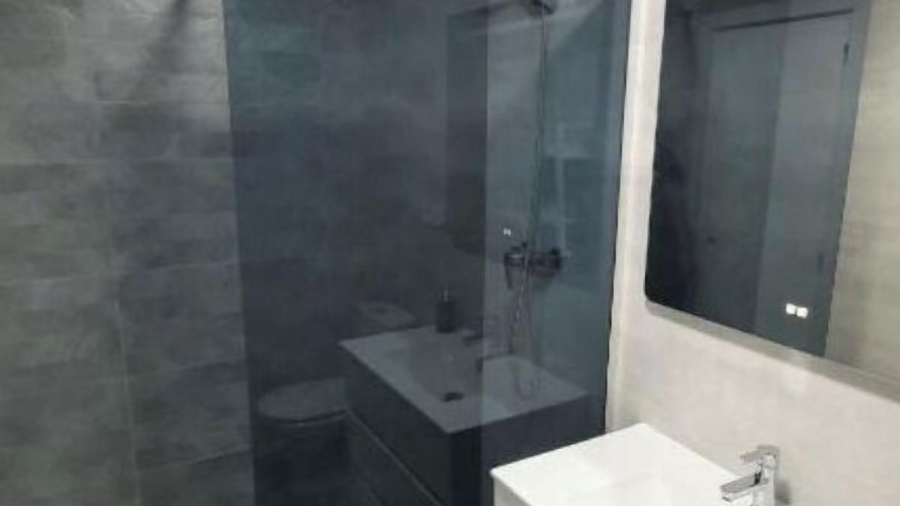 Photo of Bathroom in Surp
