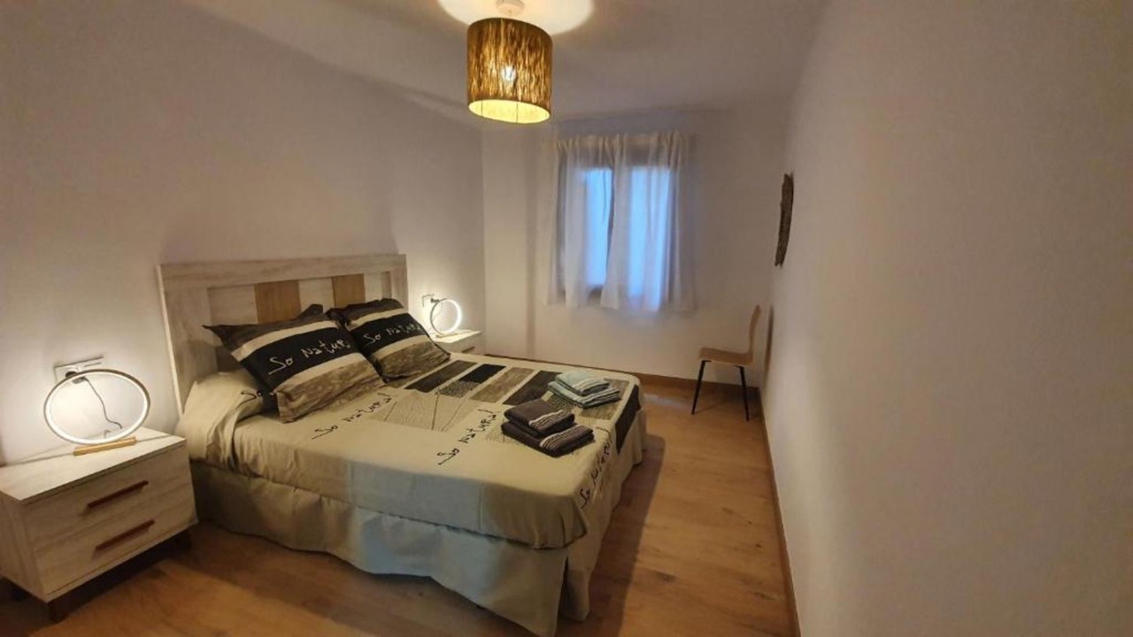 Photo of Bedroom in Surp