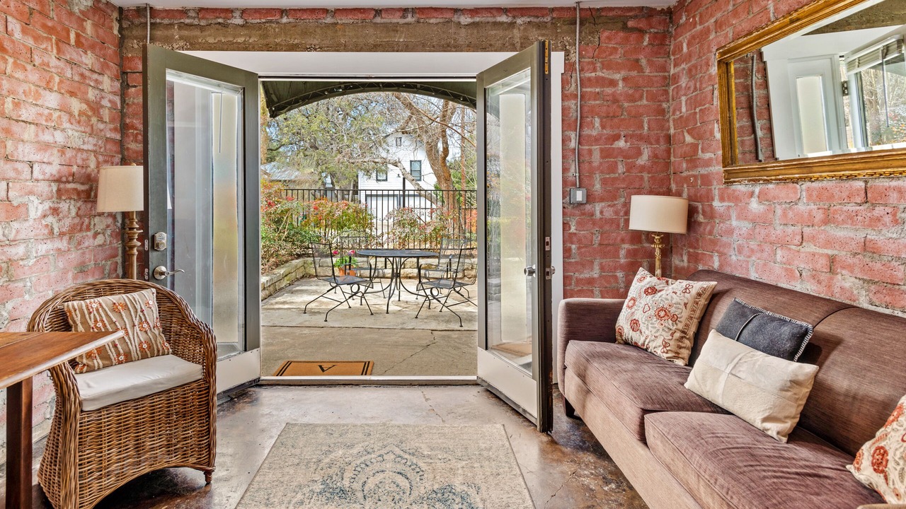 Photo of Livingroom in Zilker
