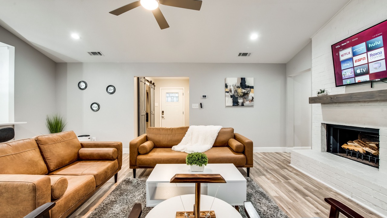 Photo of Livingroom in Lewisville