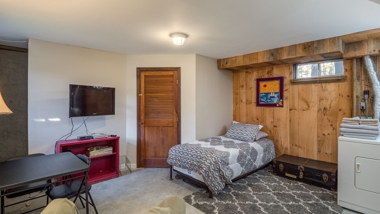 Photo of Bedroom in Greenwood