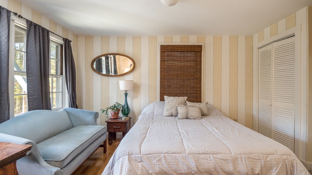 Photo of Bedroom in Greenwood