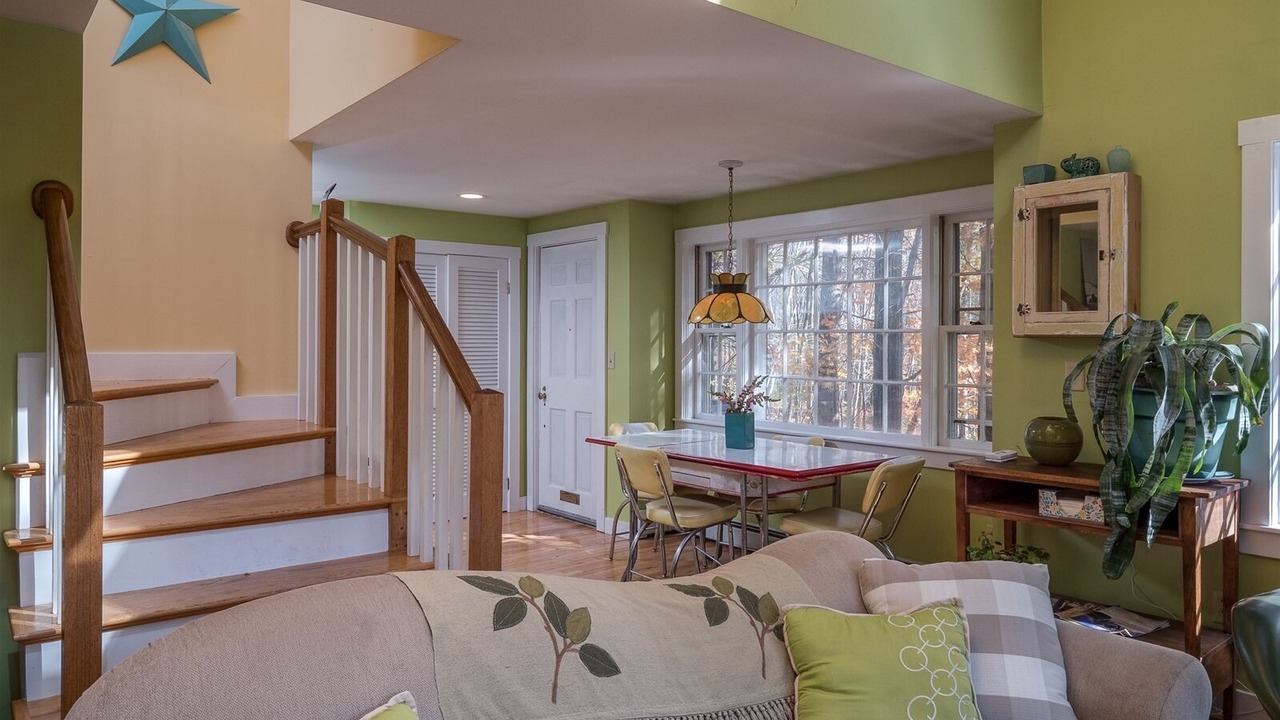 Photo of Livingroom in Greenwood