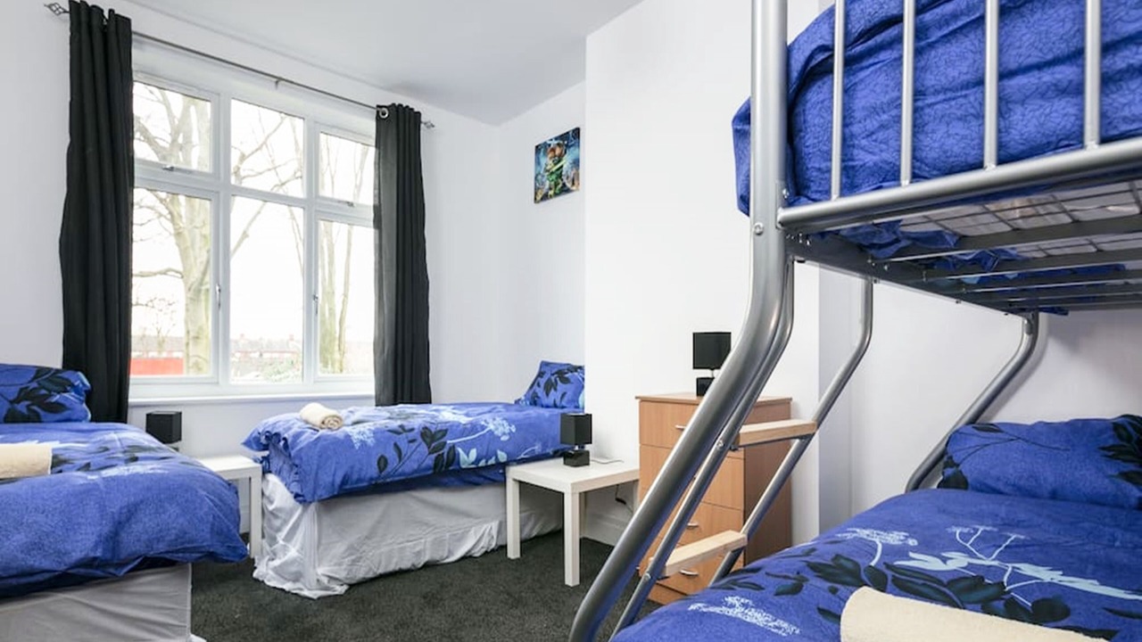 Photo of Bedroom in Chorlton-cum-Hardy