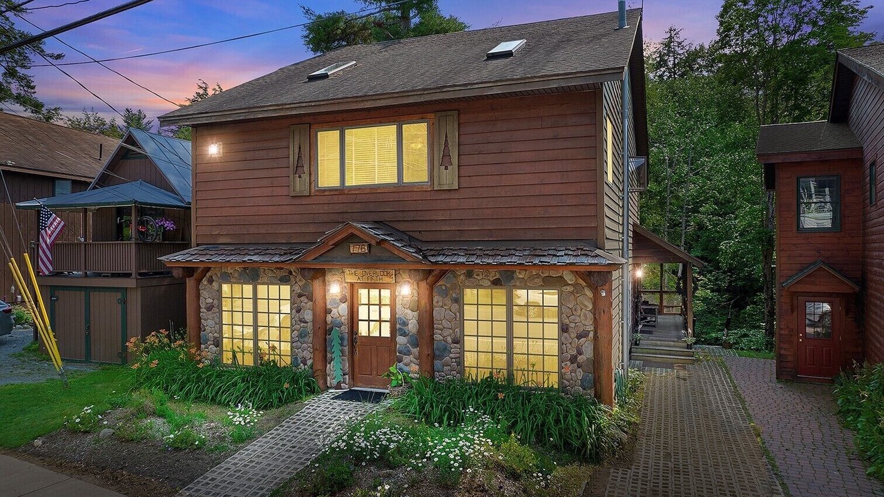 Photo of Others in Inlet