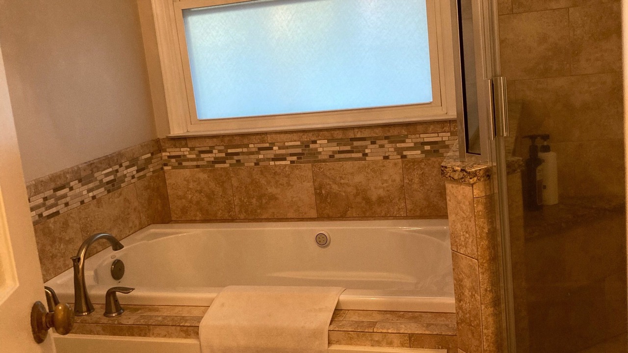 Photo of Bathroom in Apex