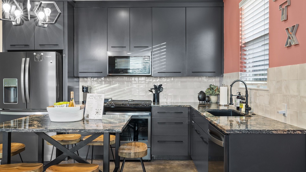 Photo of Kitchen in Montopolis