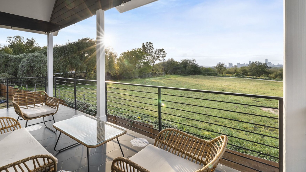 Photo of Patio Balcony in Montopolis