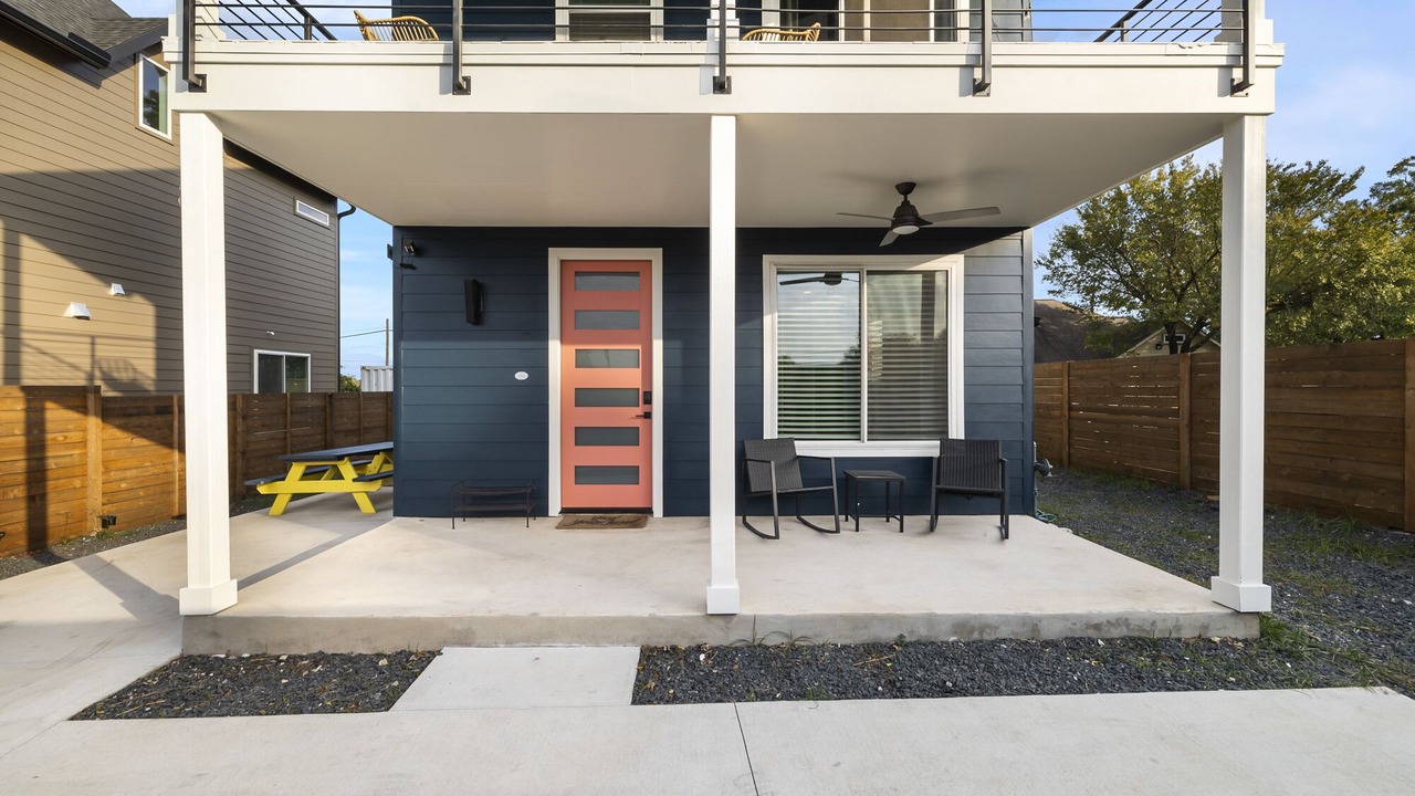 Photo of Patio Balcony in Montopolis