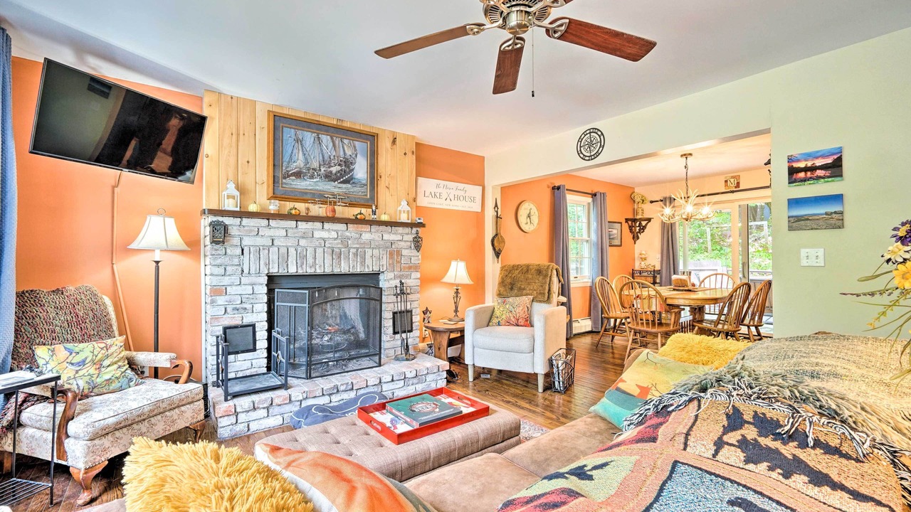 Photo of Livingroom in Chestertown