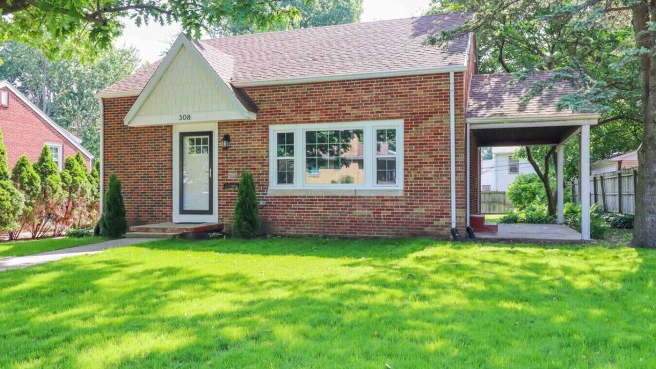 Photo of Outdoor in Champaign