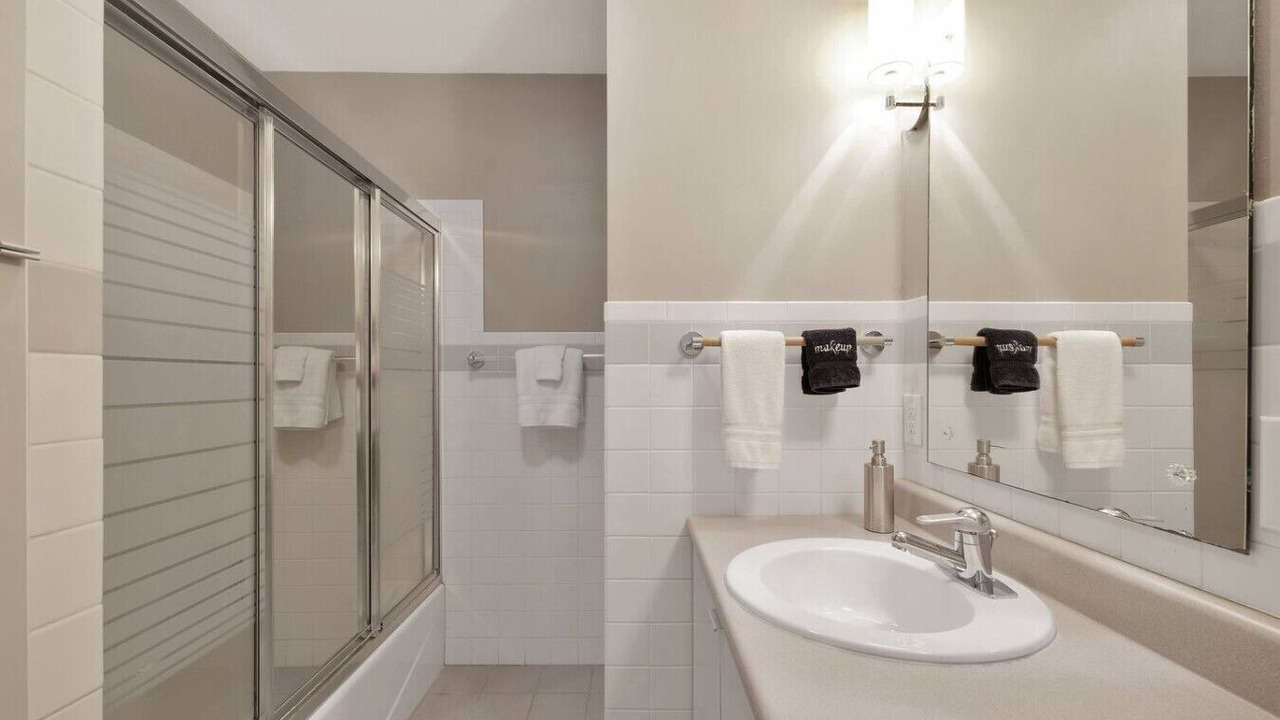Photo of Bathroom in Champaign