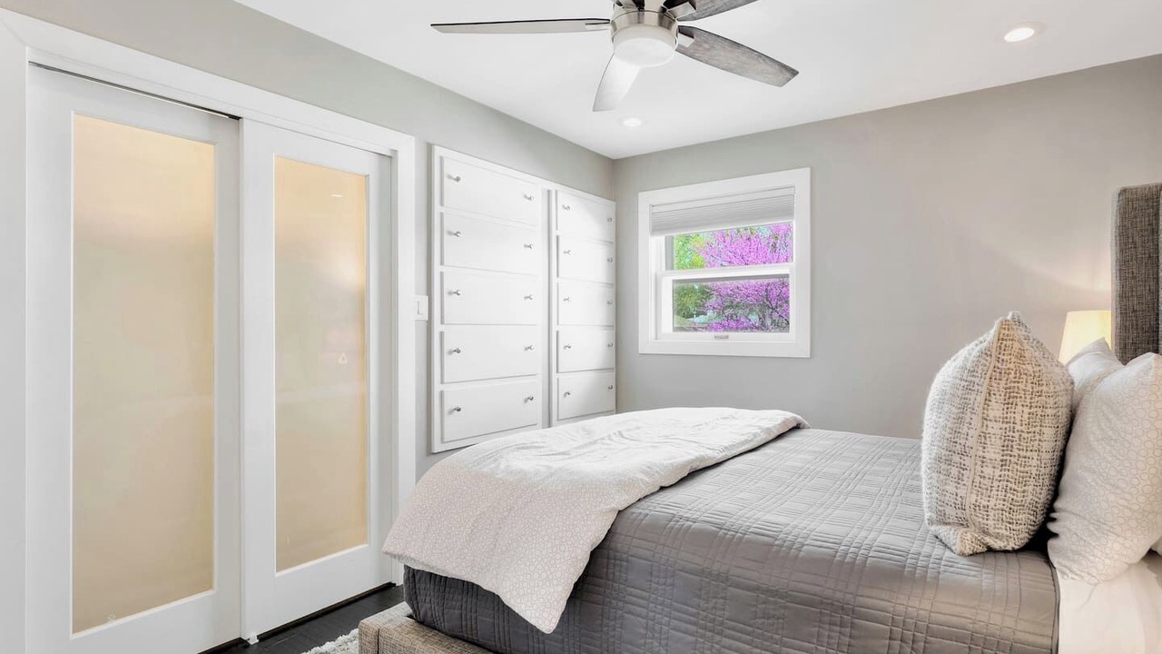 Photo of Bedroom in Champaign