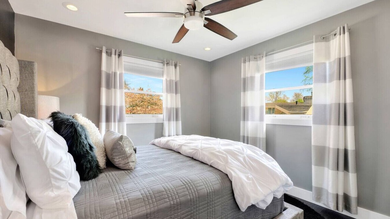 Photo of Bedroom in Champaign