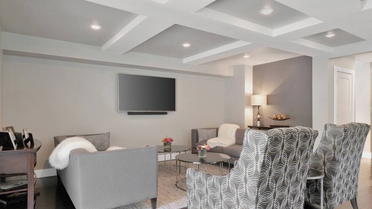 Photo of Livingroom in Champaign