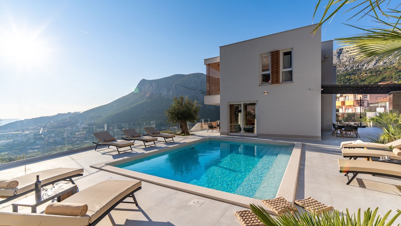 Photo of Outdoor in Klis
