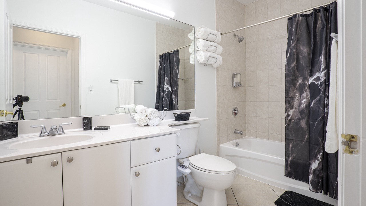 Photo of Bathroom in Coral Way