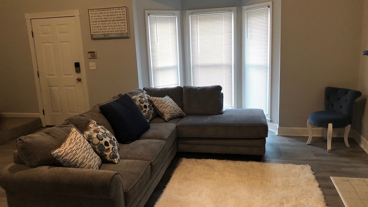 Photo of Livingroom in Smyrna