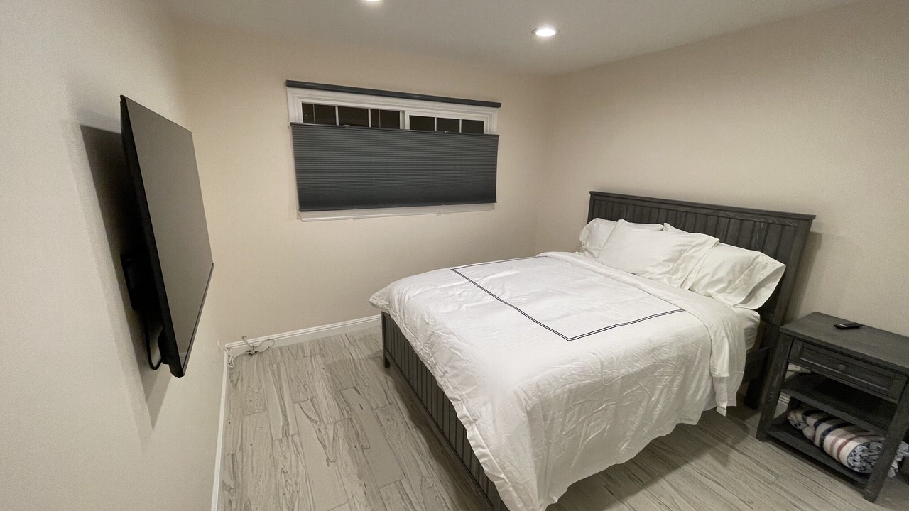 Photo of Bedroom in Canoga Park
